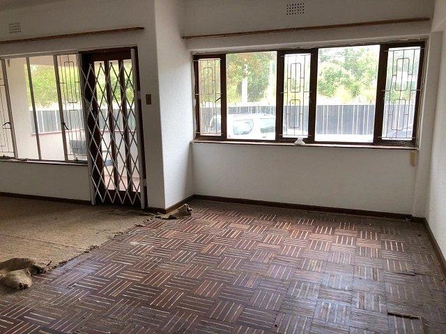 2 Bedroom Property for Sale in Rondebosch Western Cape
